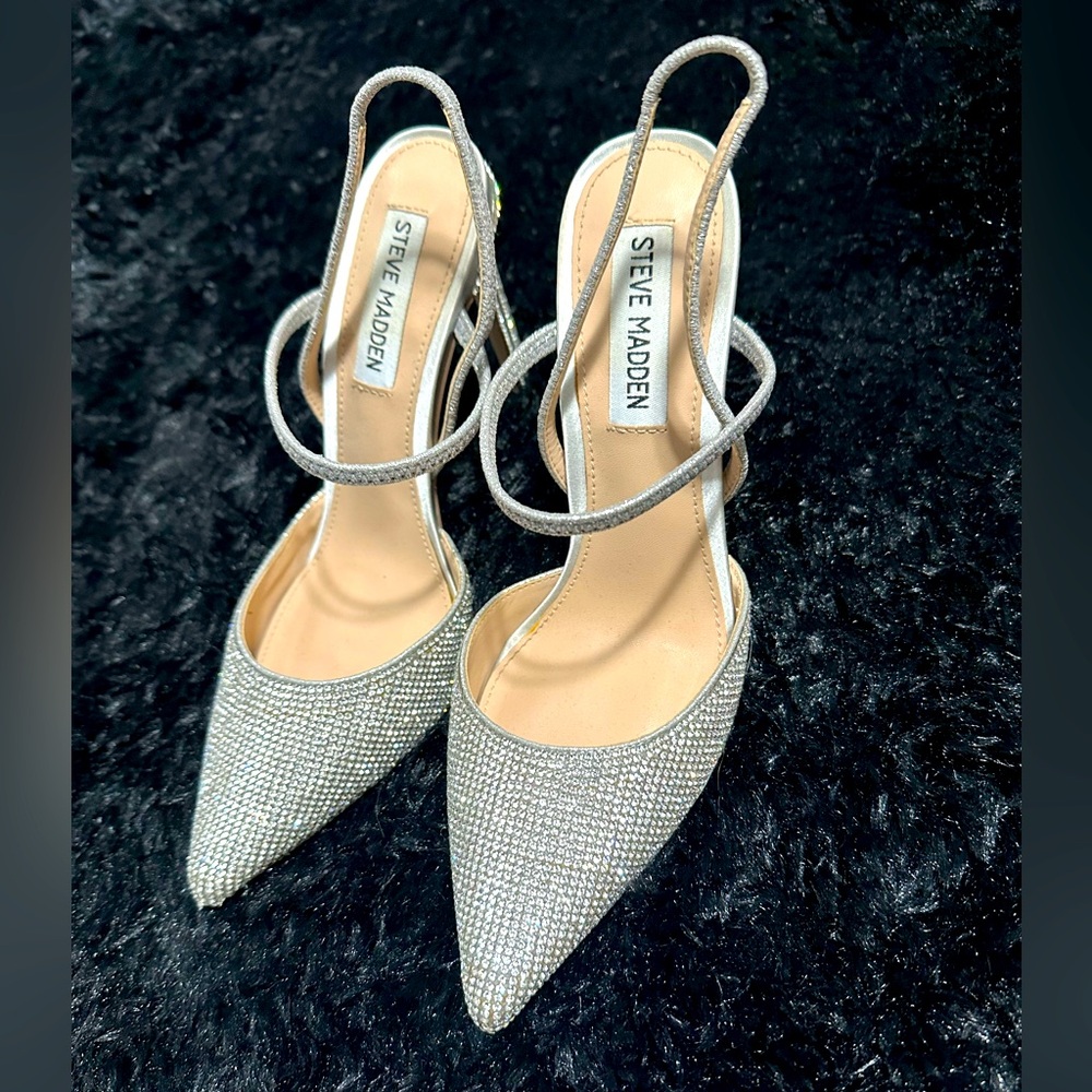 Steve Madden Valentine heels size 6.5
